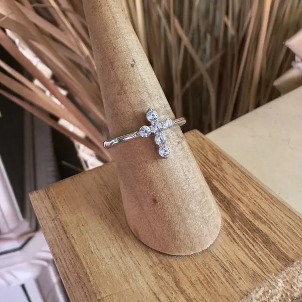 Sterling Silver Cross Clear CZ Ring - Image 5