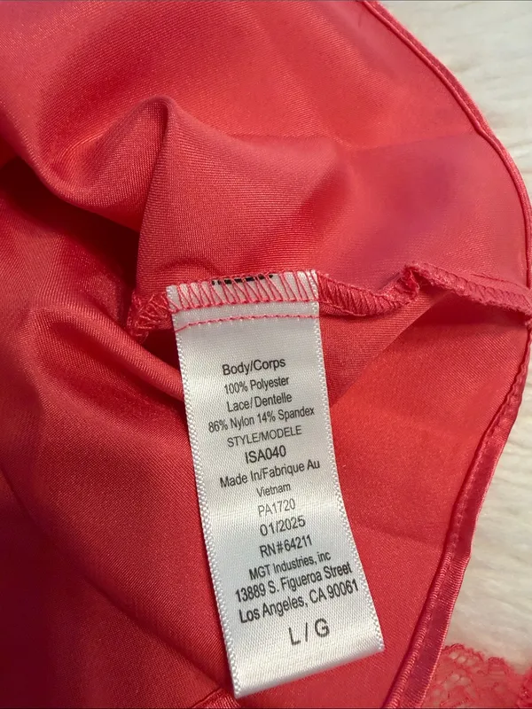 Silky Lace Trim Cami & Shorts Sleep Set - Red top is size L bottom size XL new - Image 9