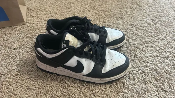 Nike Dunk Low Women’s Panda - Image 2