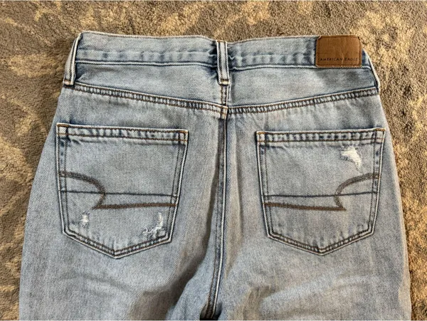 American Eagle Mom Jeans - Image 5