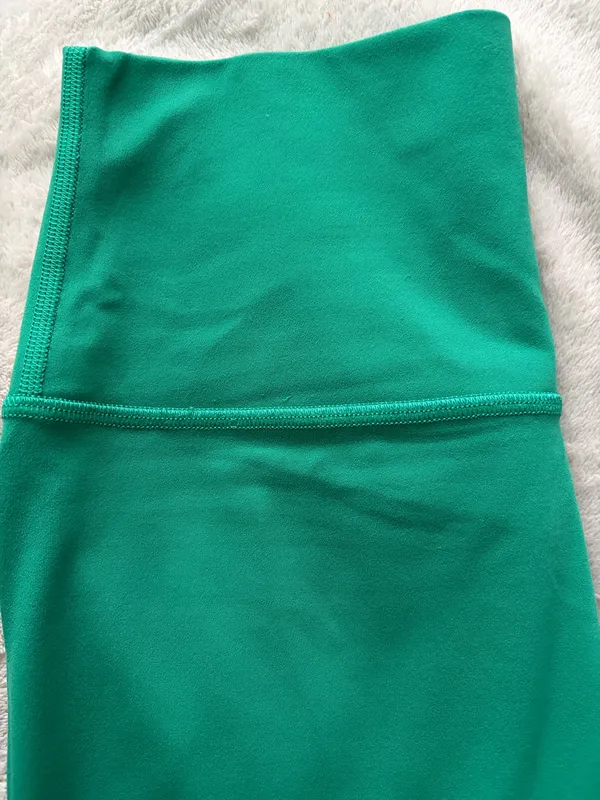 Lululemon Align Shorts 6" - Image 6