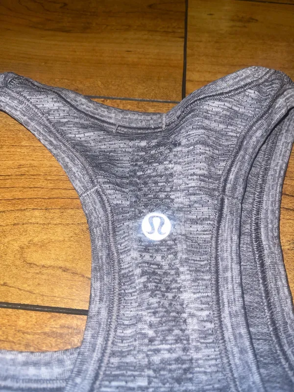 Workout Lululemon Top - Image 4