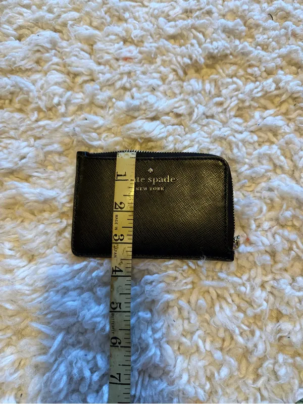 kate spade Black Zip Card Wallet with Gold Logo - Image 5