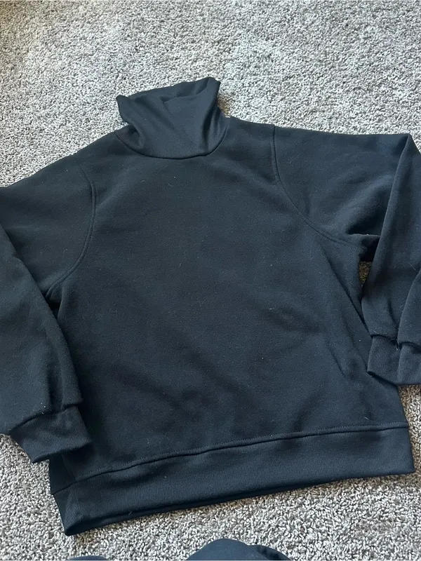 Heart & Hips Black Turtleneck Pullover Sweatshirt - Image 3