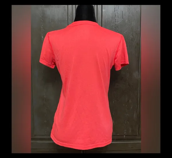 Nike Red/ orange-ish Dri-fit shortsleeved top- size Medium. - Image 3