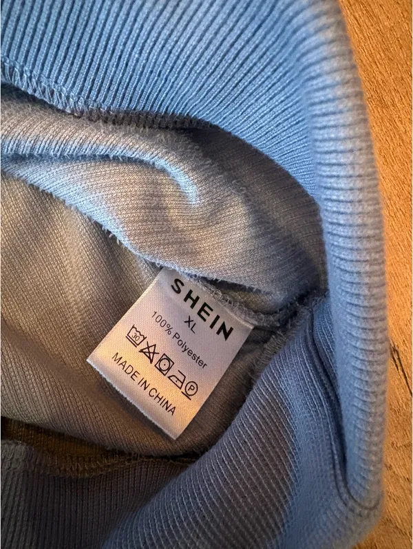 Shein Sweatshirt - Image 3