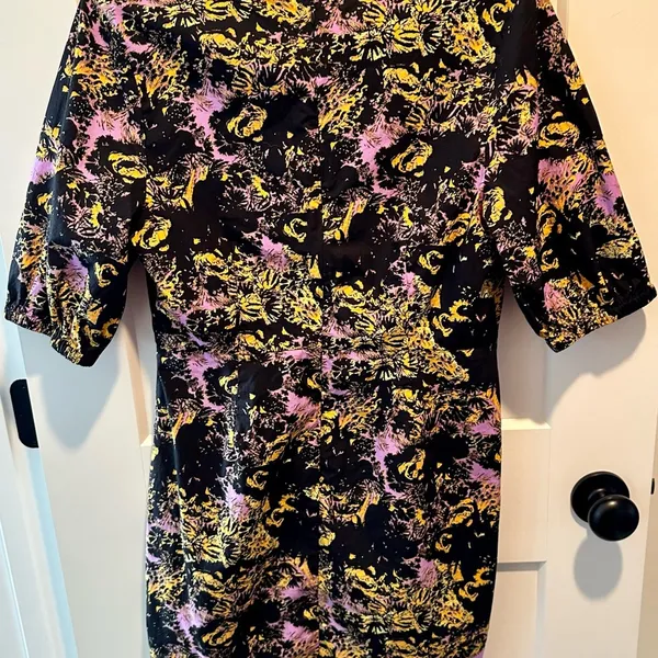 Melrose‎ and Market Womens Dress Black Purple and Gold V-Neck Lightweight Medium - Image 2