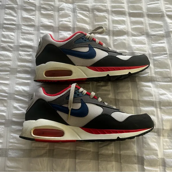 Womens Nike Air Max Correlate sneakers size 9 Neutral Grey - Image 5