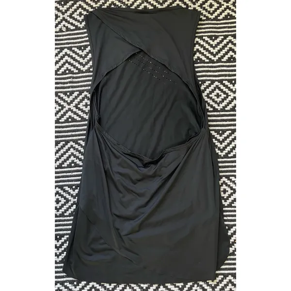 Gymshark Black Laser Cut Tank Top  - Image 12
