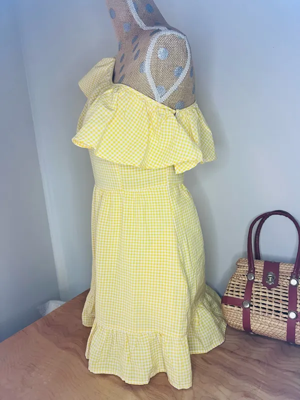 Altar'd State Yellow Gingham One-shoulder Short Dress - Image 7