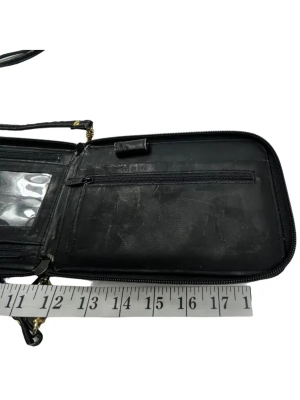 Black Leather Crossbody Bag With Adjustable Strap & Multiple Pockets 39I Size 8 - Image 8