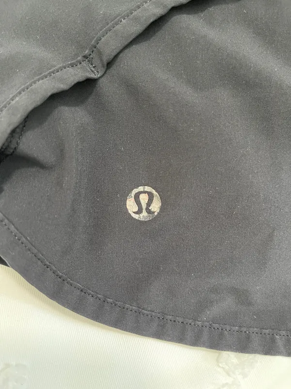 Lululemon Speed Up Shorts 2.5" Low-Rise - Image 5