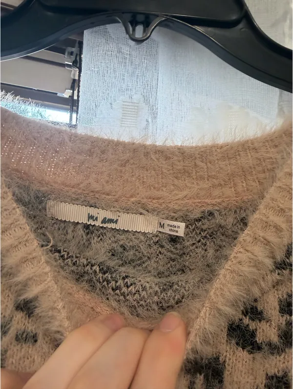 Francesca's Sweater Cheetah Print - Image 3