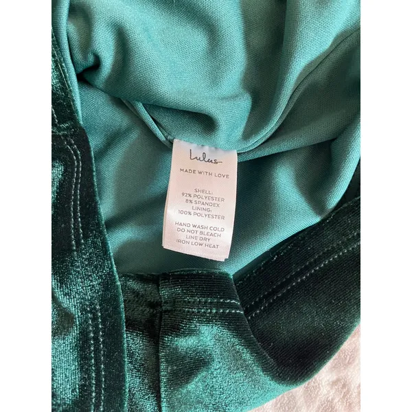 Lulus Velvet One Shoulder Dress XS Jewel Tone Emerald Green Pleated Cocktail NWT - Image 11