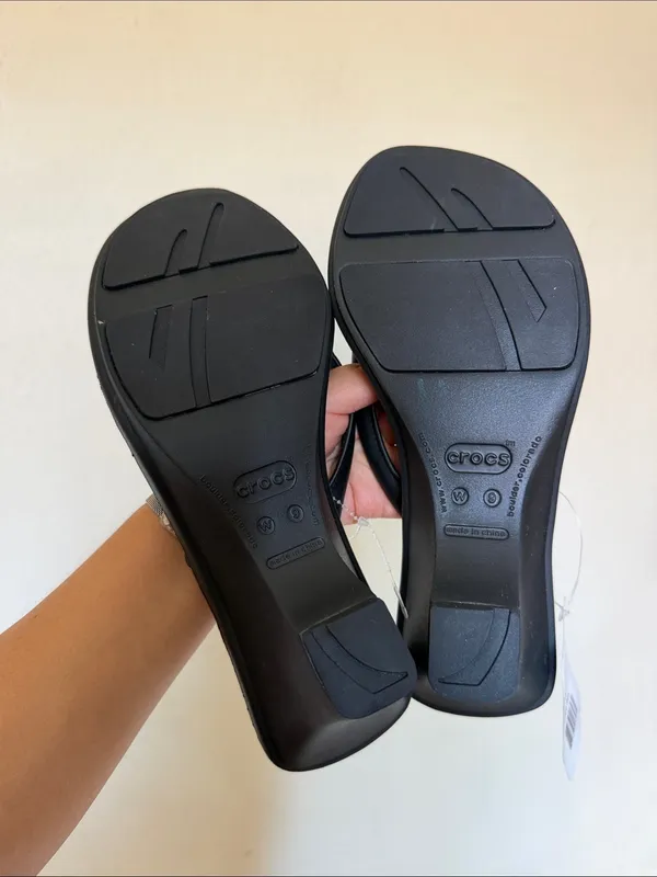 Crocs Cabana Flipflop | Sandals heel size 9 black - Image 3