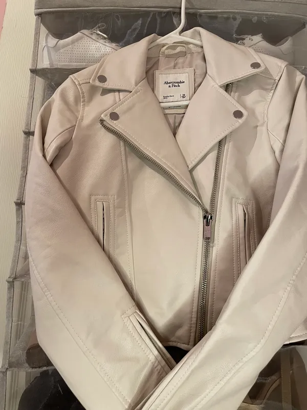 Abercrombie Leather Jacket - Image 4