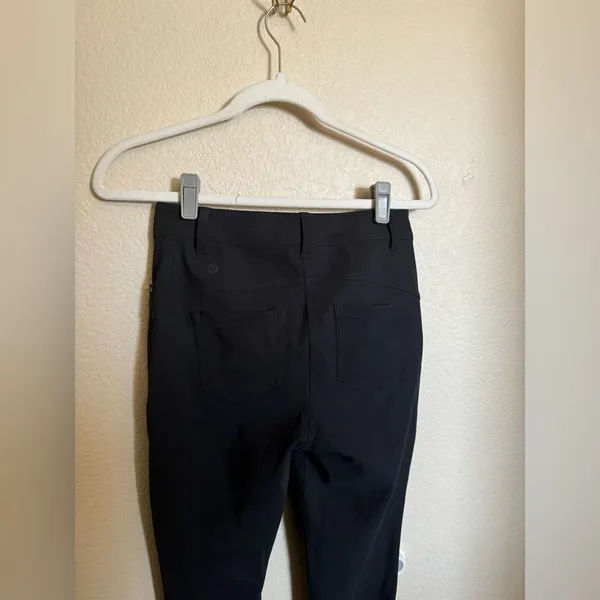 Lululemon City Sleek 5 Pocket Pant‎ 30“ Size 26 in Black - Image 8