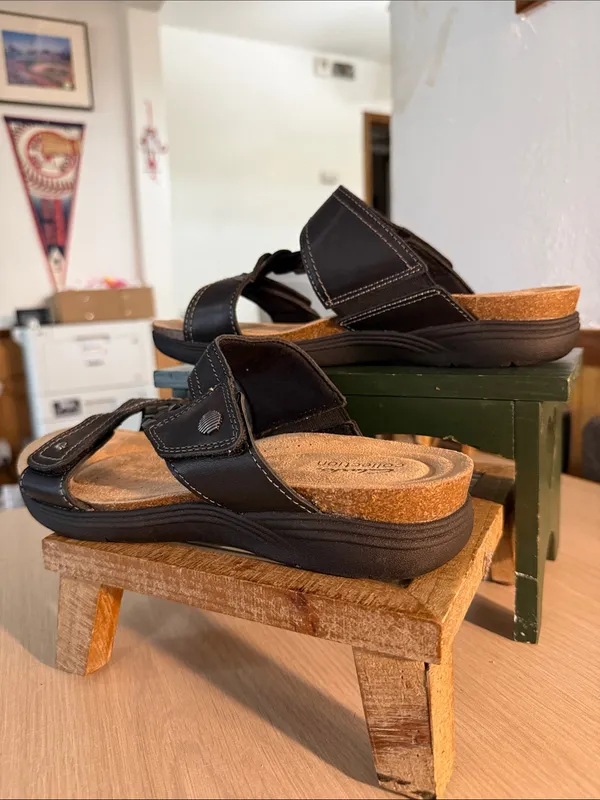 Clarks Black Braided Comfort Sandals - Image 2