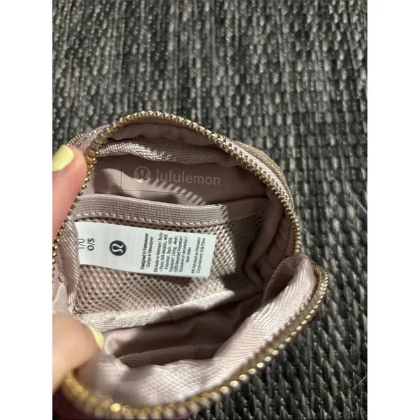 Lululemon Belt Bag Nano *Glitter Pink Champagne Muse Gold NEW - Image 5