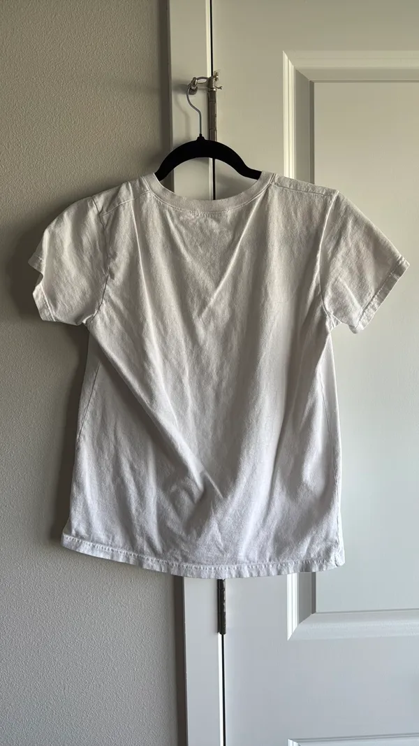 Brandy Melville T-shirt - Image 4