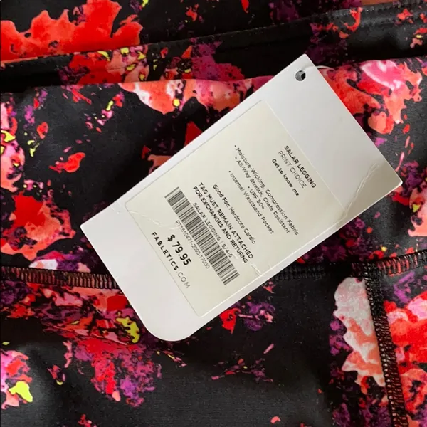 NWT Fabletics Salar Legging Get to Know me Small - Image 7