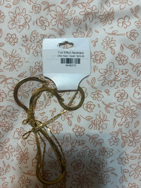 Boutique Necklace - Image 6