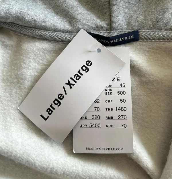 (NWT) Women’s Full Zip Gray Hoodie, One Size: L/XL - Image 7