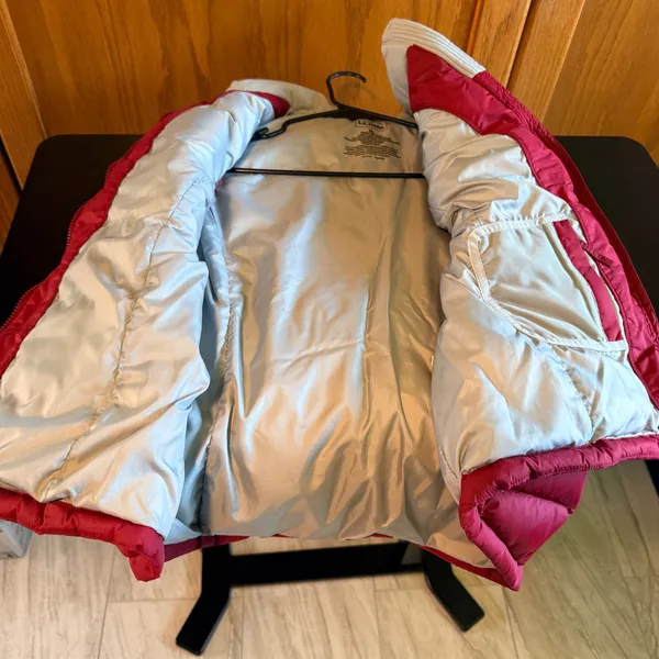 LL Bean Womens XL Burgundy Goose Down Puffer Vest Pockets Gorpcore Excellent - Image 6
