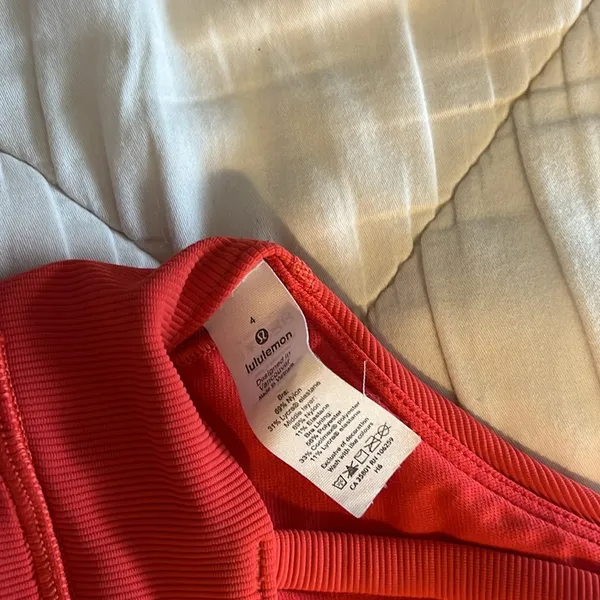 Lululemon No neck ribbed energy bra longline - Image 3
