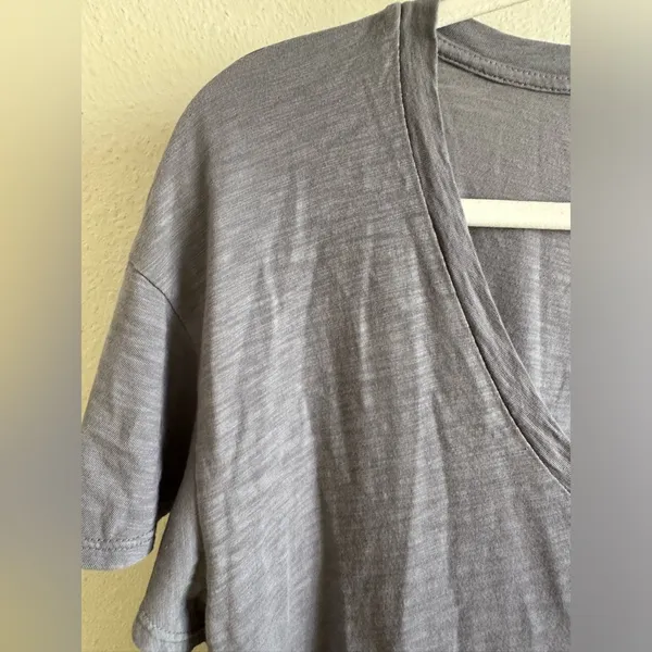 Anthropologie SAMPLE T.La Slate V-Neck Short Sleeve Tee - Image 2