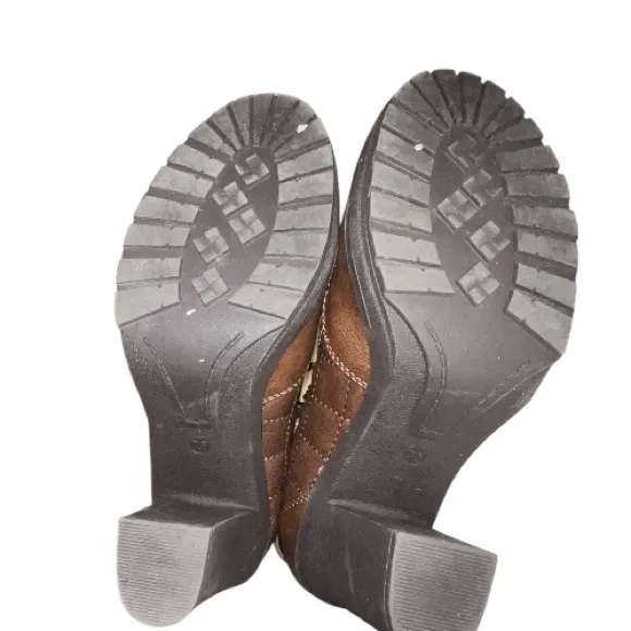 Brown Quilted lace up and zip Ankle Boots - Image 5