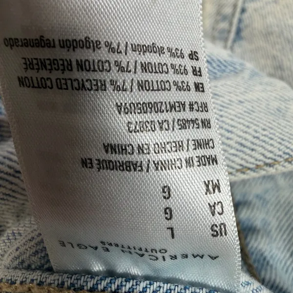 American Eagle Women's Large Light Wash Distressed Denim Jacket Button Front - Image 7