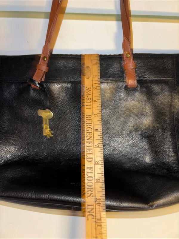 Fossil…Rachel Tote Black Pebbled Leather Tote With Brown Contrasting Handles - Image 14