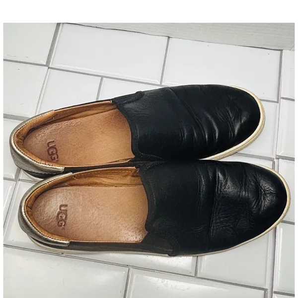 UGG Cas Slip-On Sneakers Womens 11 Black Leather Good Metallic Heel Slip On Shoe - Image 12
