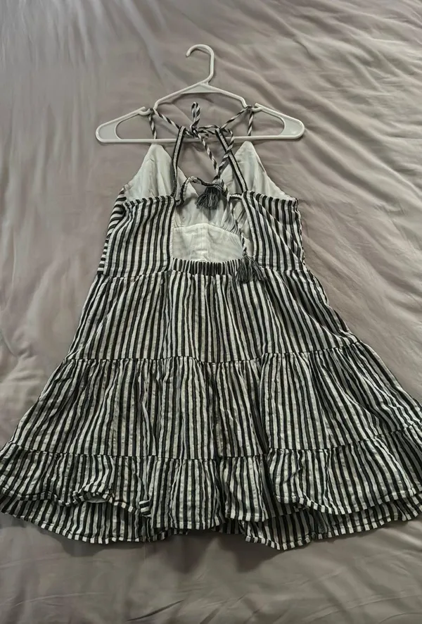 American Eagle Outfitters Dresss - Image 2