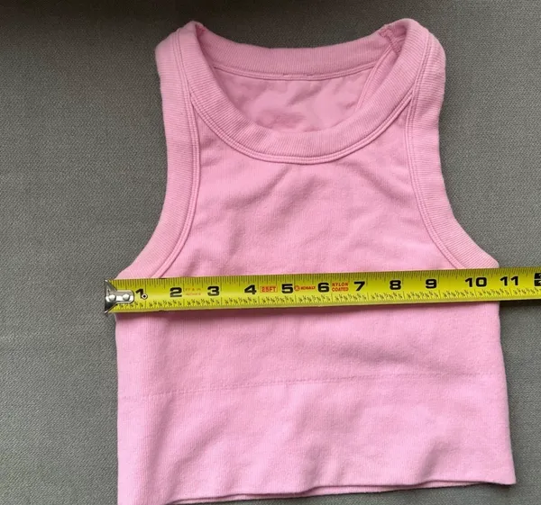 Alo Yoga tank - Image 4