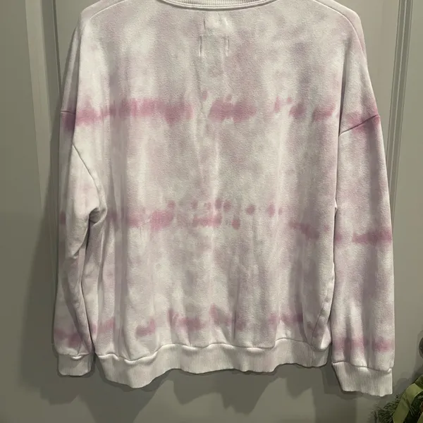 American Eagle Soft Pink and White Sweatshirt - Image 2