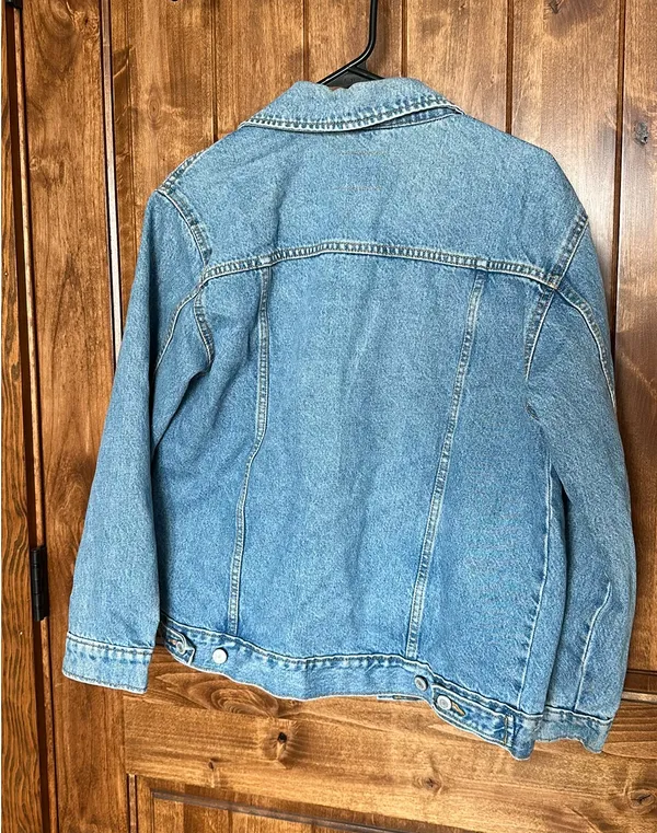 Old Navy Denim Jacket Women’s XL - Image 2