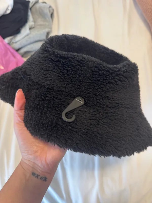Alo Yoga Hat - Image 5