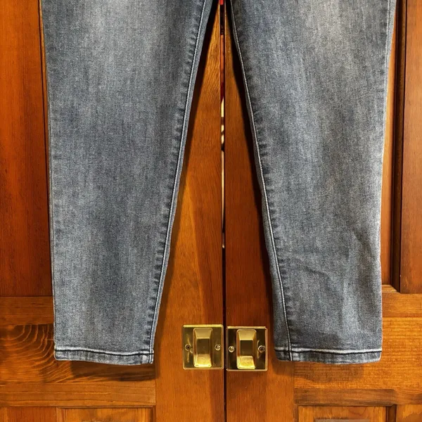 Democracy Light Wash Denim Jeans Women's Size 16 Ab Technology Style B2278N3XHXX - Image 4