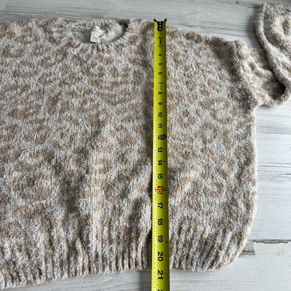 NWT Saltwater Luxe Animal Leopard Print Fuzzy Crew Neck Sweater XL Beige Tan‎ - Image 9