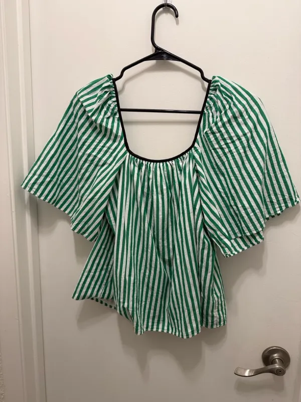 Tuckernuck Pomander Place Green Celia Top Size XS - Image 5