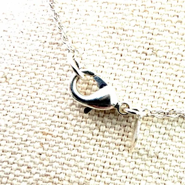 Avon Rhinestone Necklace Silver Tone Graduated Crystal Necklace - Image 6