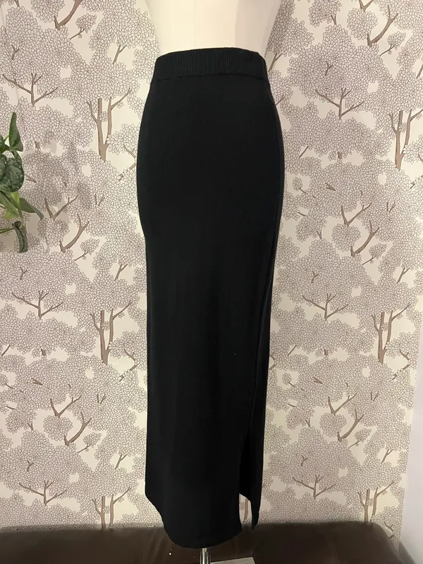 Pine Boutique Sweater fitted maxi skirt - Image 2