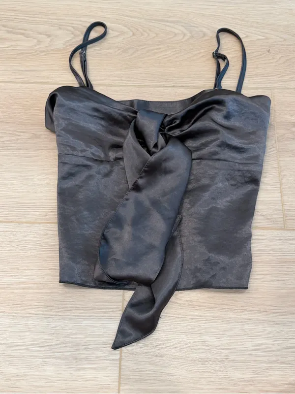 Boohoo Tie Front Top - Image 2