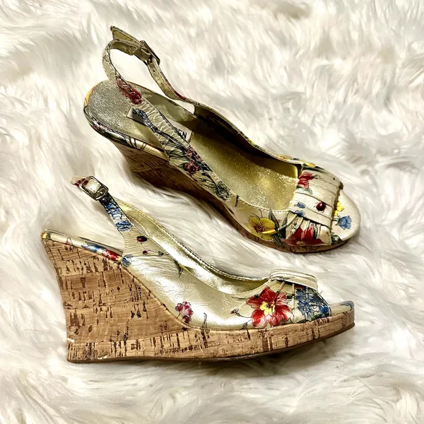 Steve Madden Y2K Floral Slingback Peep-toe Wedge Sz 7 - Image 9