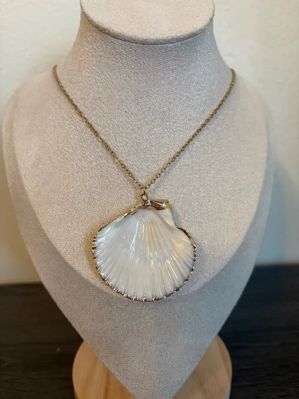 Handmade Gold Seashell Necklace - Image 5