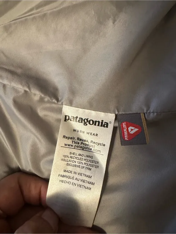Patagonia Gray Quilted Women's Insulated Puffer Jacket - Image 8