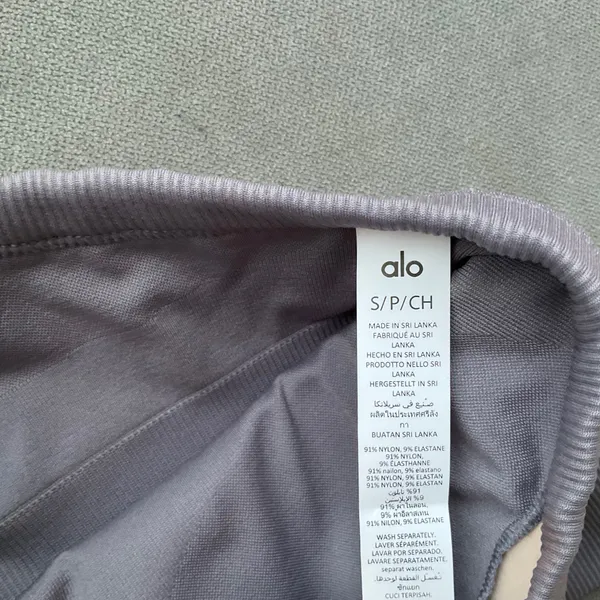 Alo Yoga Seamless Ribbed Favorite Bra Tank Fog S - Image 3