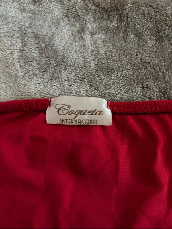 Coqueta Y2K Tank Top Women’s Size M Embroidered Sequin Lace Red V-Neck Camisole - Image 5